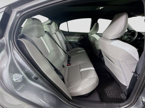 Used 2026 Toyota Camry SE image 18