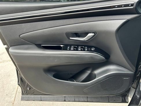 Used 2023 Hyundai Tucson Limited AWD/4WD image 9