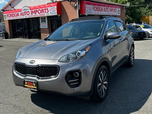 Used 2019 Kia Sportage EX w/ Option Group 040 AWD/4WD image 2