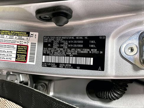 Used 2021 Toyota Highlander XSE image 32