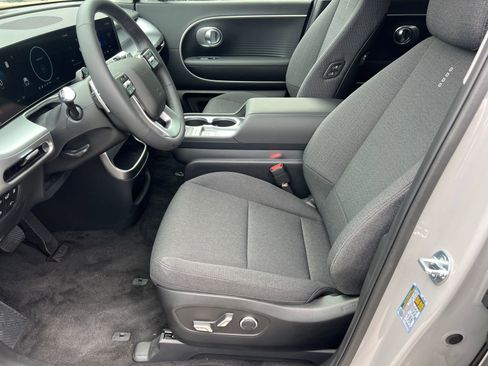 New 2026 Hyundai Ioniq 9 SE image 6