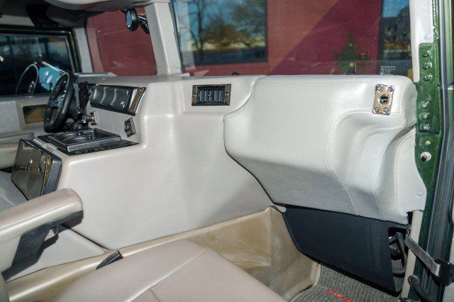 Used 2000 HUMMER H1 4-Door Wagon AWD/4WD image 22