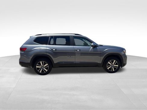 Used 2023 Volkswagen Atlas SE FWD image 6
