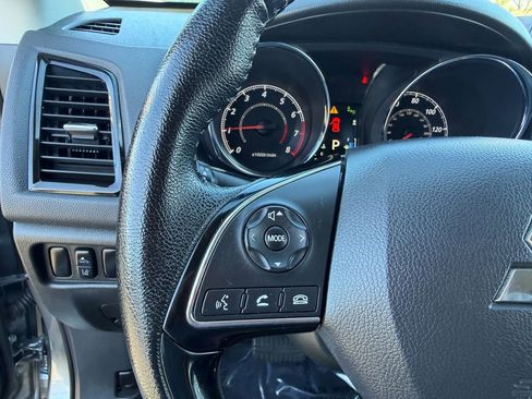 Used 2024 Mitsubishi Outlander Sport SE image 18