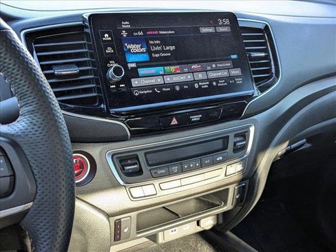 Used 2025 Honda Ridgeline TrailSport image 15