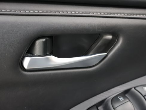 Used 2024 Nissan Sentra SV FWD image 38