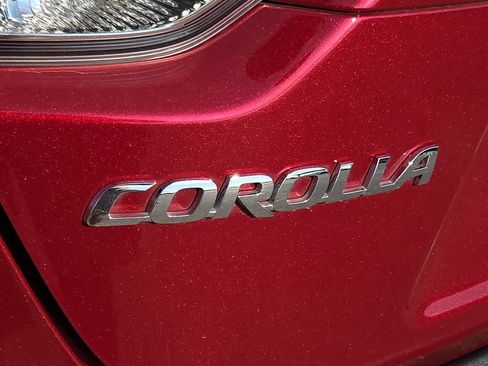 Certified 2025 Toyota Corolla LE FWD image 11