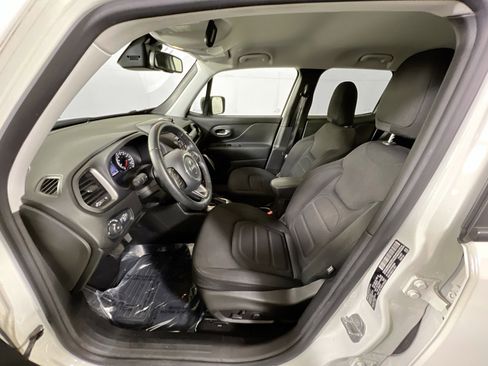 Used 2022 Jeep Renegade Latitude w/ Convenience Group image 20