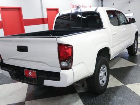 Used 2021 Toyota Tacoma SR w/ SR Convenience Package RWD image 7