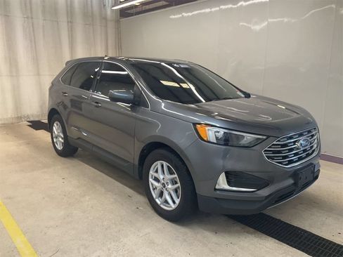 Used 2022 Ford Edge SEL AWD/4WD image 2