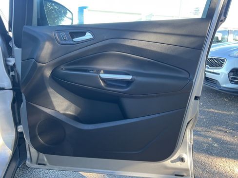 Used 2016 Ford Escape SE image 11