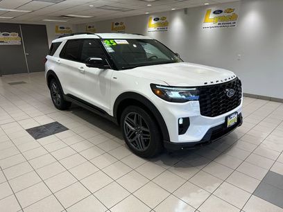 Used 2025 Ford Explorer ST-Line w/ Premium Package