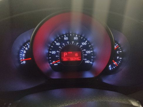 Used 2019 Kia Soul image 23