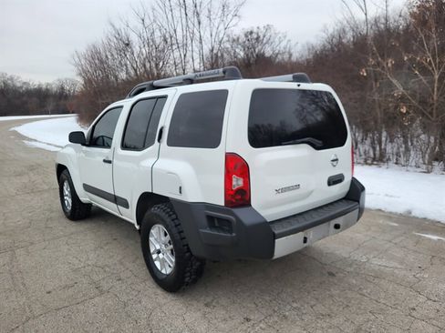 Used 2014 Nissan Xterra S image 9