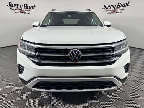 Used 2023 Volkswagen Atlas SE w/ Panoramic Sunroof Package FWD image 5