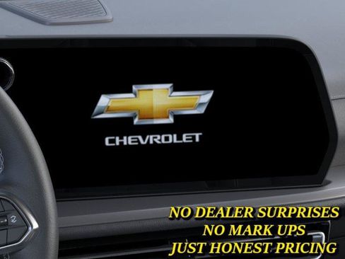 New 2026 Chevrolet Traverse LT w/ Driver Confidence Package FWD image 20