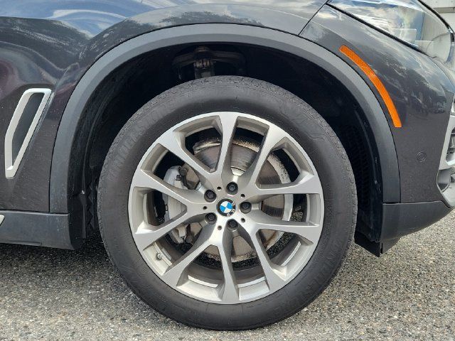 Used 2021 BMW X5 xDrive40i w/ Convenience Package AWD/4WD image 6
