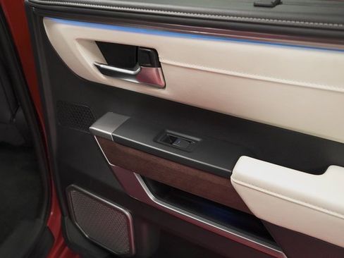 Certified 2023 Toyota Sequoia Capstone image 27