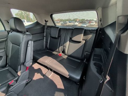 Used 2019 Volkswagen Atlas SEL R-Line AWD/4WD image 29