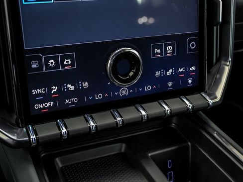 New 2027 GMC Acadia AT4 w/ Luxury Package AWD/4WD image 15