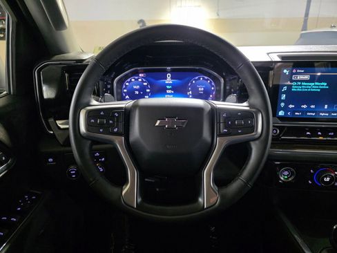 Used 2024 Chevrolet Silverado 1500 RST image 30
