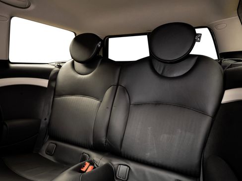 Used 2013 MINI Cooper Clubman S image 40