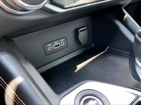 Used 2022 Nissan Sentra SR w/ SR Premium Package FWD image 31