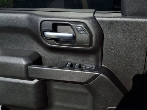 Used 2024 Chevrolet Silverado 1500 Custom w/ Turbomax Blackout Package AWD/4WD image 16