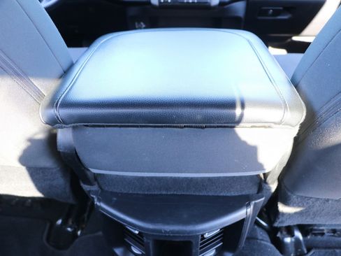 Used 2024 RAM 2500 Big Horn image 29