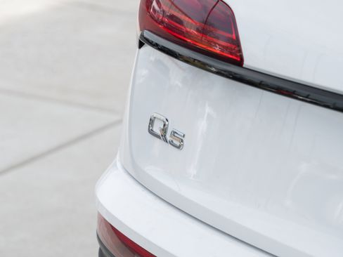 Certified 2023 Audi Q5 2.0T Prestige w/ Prestige Package image 32