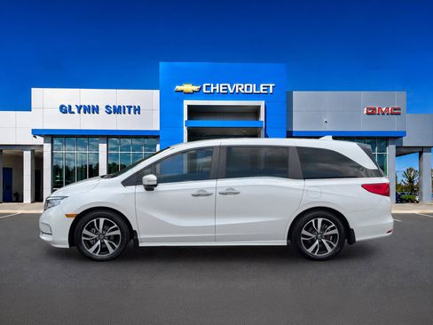 Used 2023 Honda Odyssey Touring image 13
