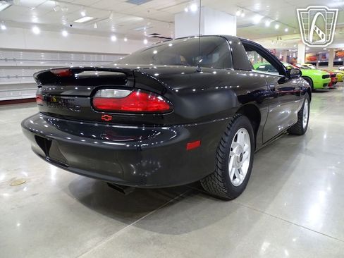 Used 1995 Chevrolet Camaro Z28 image 16