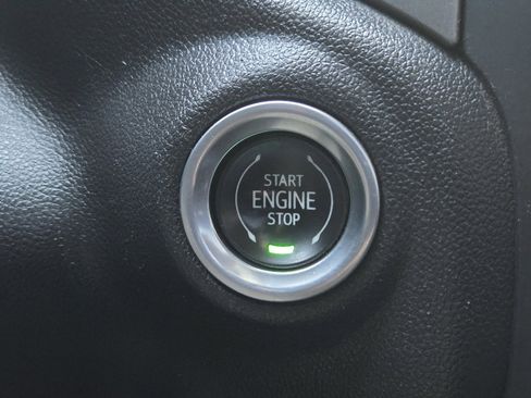 Used 2022 Chevrolet Silverado 1500 Custom Trail Boss w/ LPO, Dark Essentials Package image 23