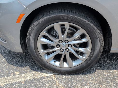 Used 2024 Buick Enclave Avenir w/ Avenir Technology Package FWD image 11