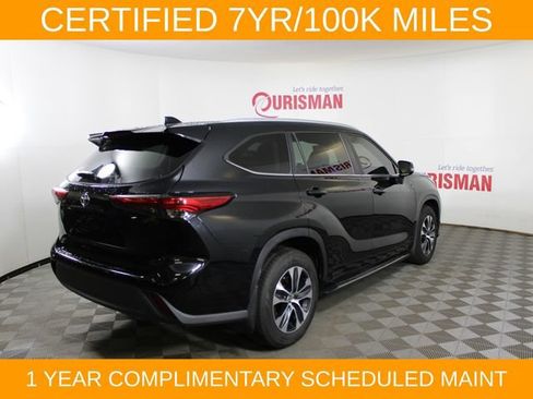 Used 2023 Toyota Highlander XLE AWD/4WD image 9
