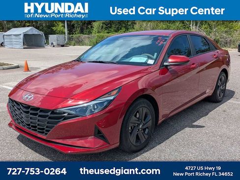 Certified 2023 Hyundai Elantra SEL w/ Cargo Package FWD image 1