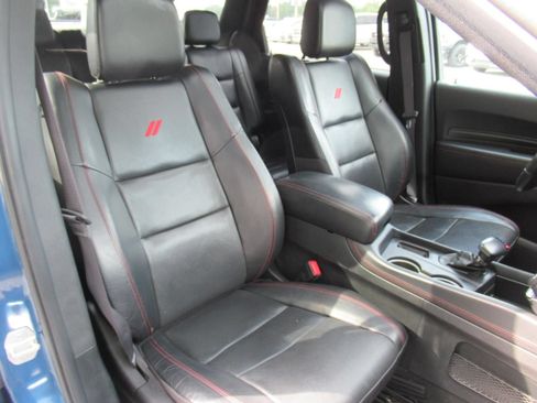 Used 2024 Dodge Durango GT RWD image 9