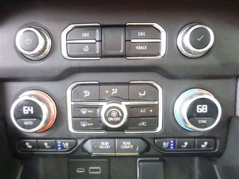 Used 2023 GMC Yukon SLT AWD/4WD image 17