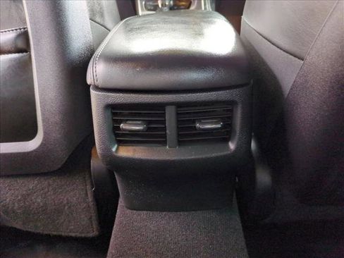 Used 2020 Dodge Challenger SXT w/ Plus Package image 17