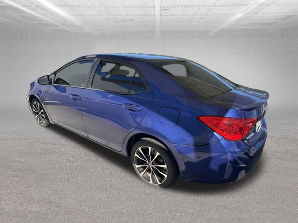 Used 2017 Toyota Corolla SE FWD image 5
