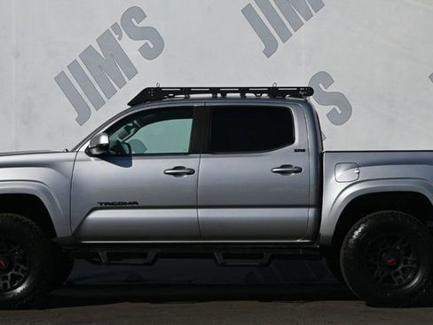 Used 2019 Toyota Tacoma SR5 image 5