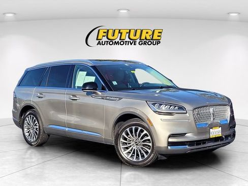 Certified 2023 Lincoln Aviator AWD w/ Premium Package image 1