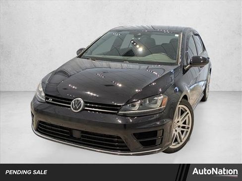 Used 2017 Volkswagen Golf R 4-Door image 1