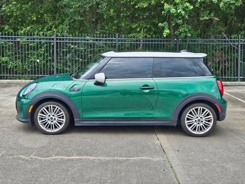 Used 2023 MINI Cooper SE FWD image 8