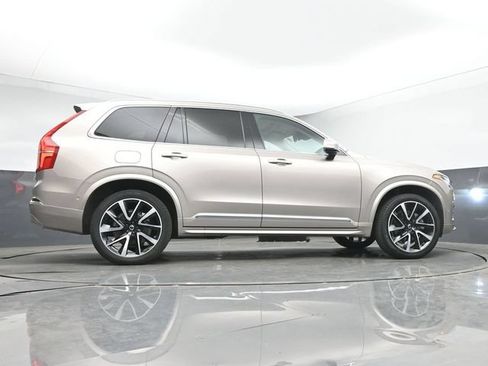 Used 2023 Volvo XC90 B6 Plus AWD/4WD image 17