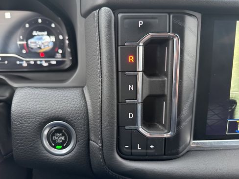 Certified 2022 GMC Yukon Denali w/ Denali Premium Package image 14