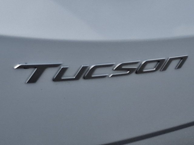 Used 2025 Hyundai Tucson SE AWD/4WD image 29