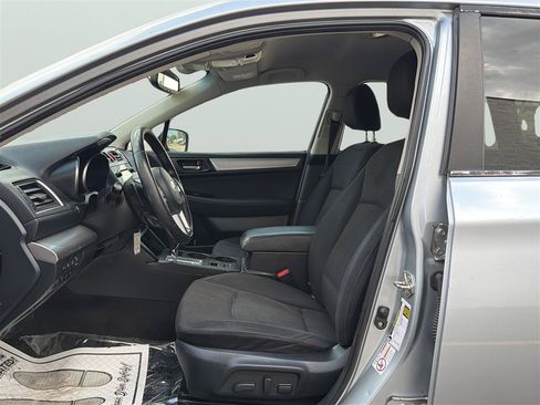 Used 2016 Subaru Outback 2.5i Premium AWD/4WD image 12