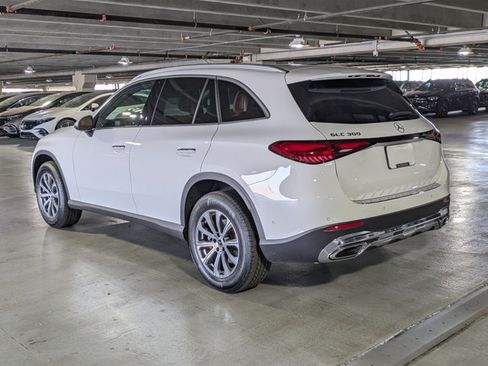 Certified 2026 Mercedes-Benz GLC 300 image 8
