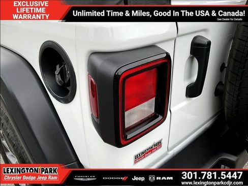Used 2025 Jeep Wrangler Unlimited Sport AWD/4WD image 23